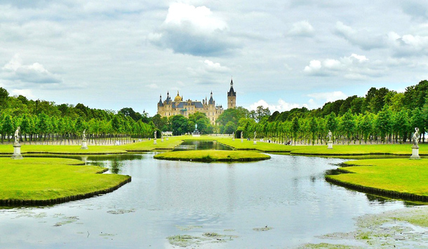 Schweriner See: Fischreich mit Schlossblick